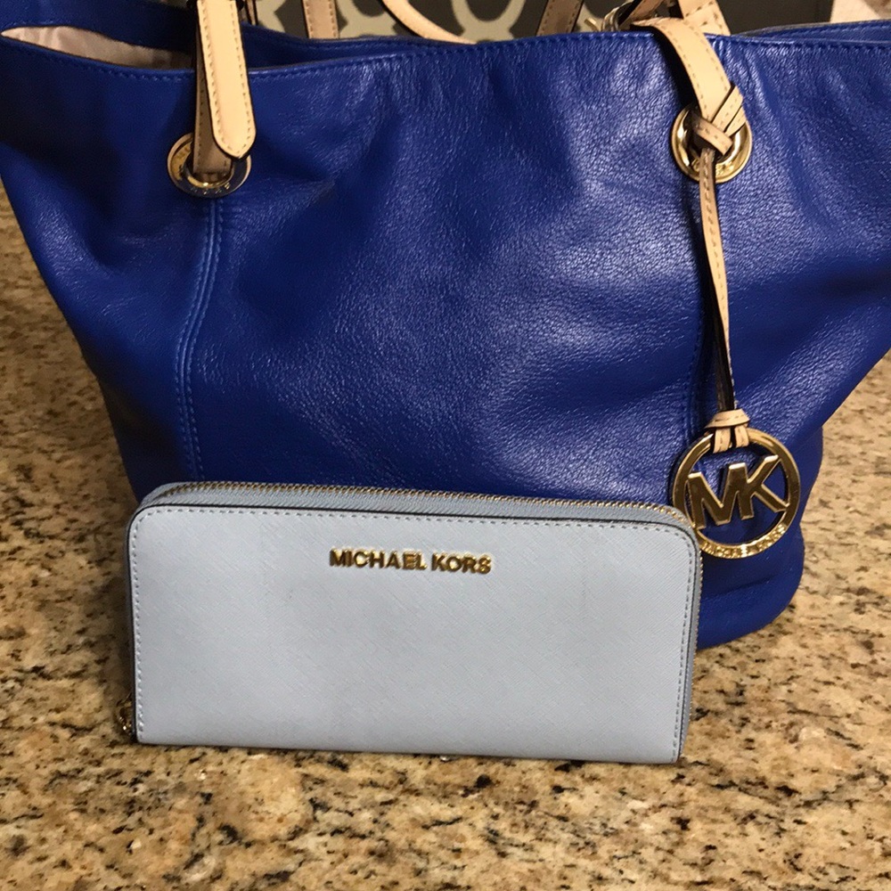 MK purse